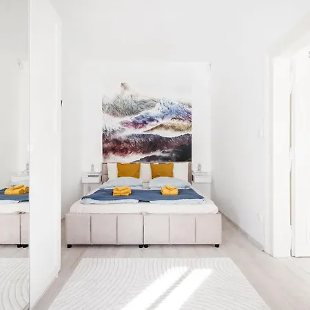 Bright&cozy Urban Getaway *