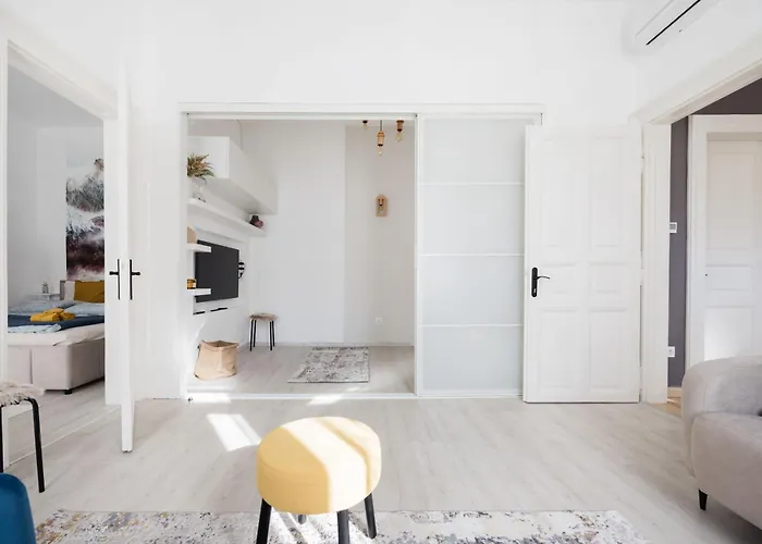 Bright&cozy Urban Getaway Apartament