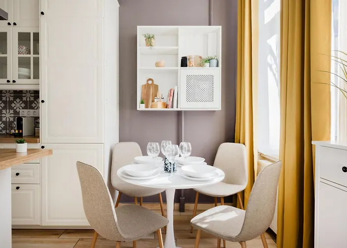 Bright&cozy Urban Getaway