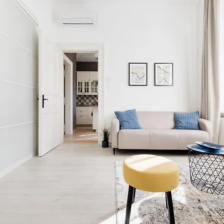 Bright And Cozy Urban Getaway Lägenhet *